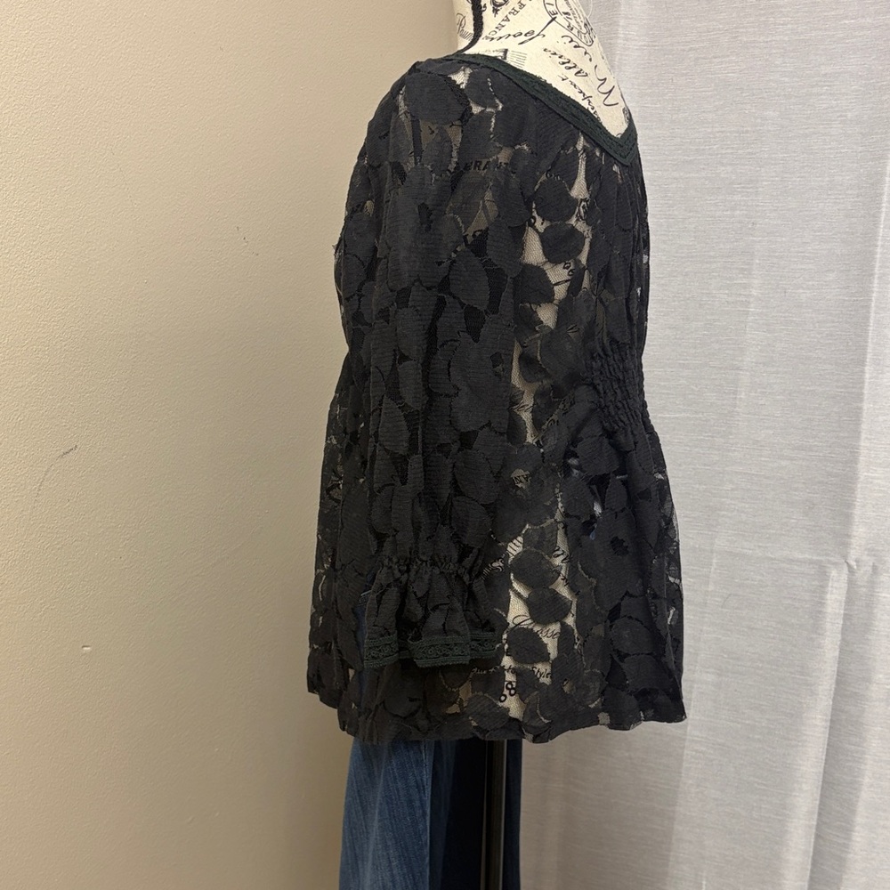 /Garcia Elegant Black Lace V-Neck Long Sleeve with Elastic Wrist Sheer Top JR, M - Picture 10 of 11